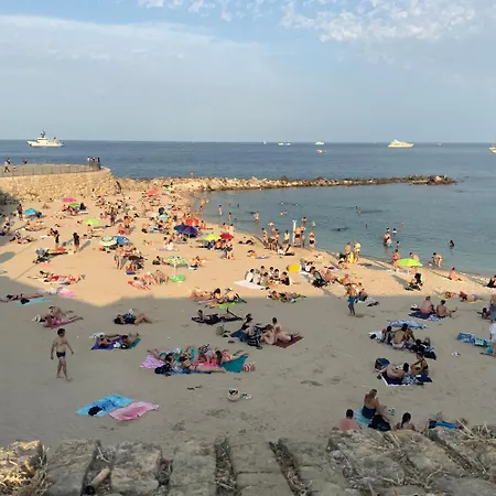 Escapade Antiboise Avec Parking Inclus *