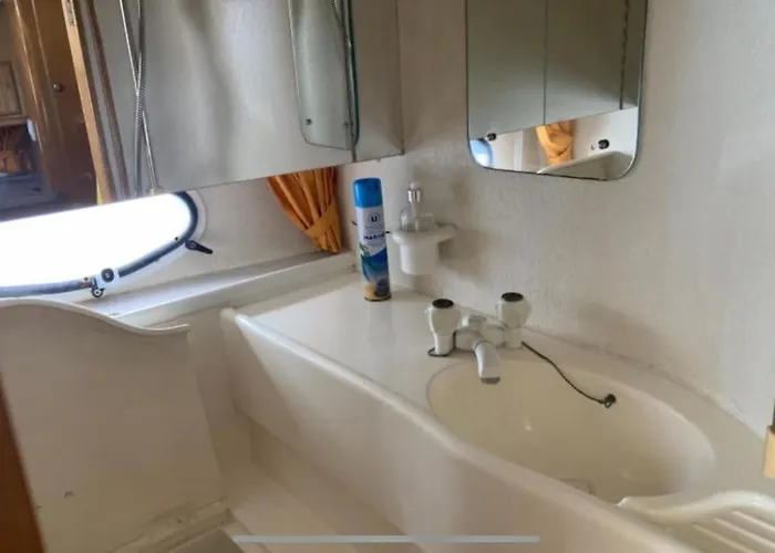 Escapade Antiboise Avec Parking Inclus Hotel na wodzie *