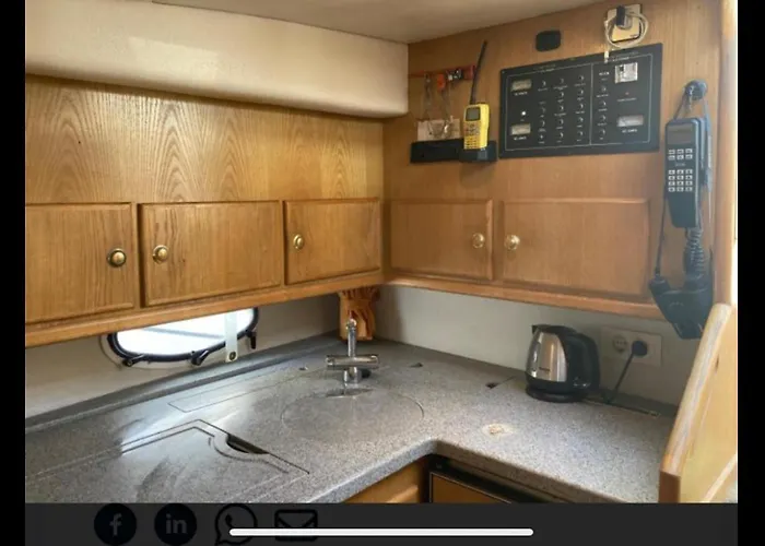 ספינת מלון Escapade Antiboise Avec Parking Inclus *