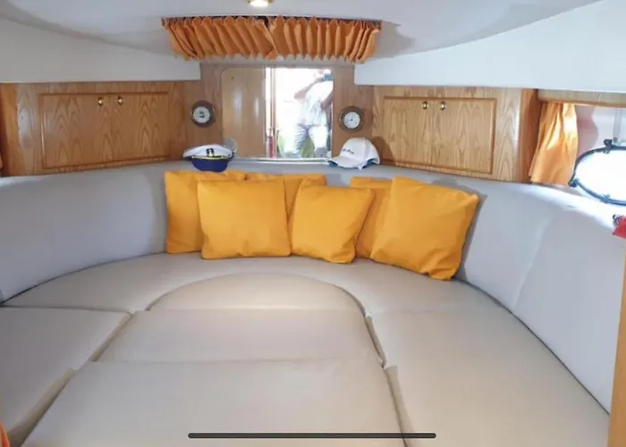 Bateau-hôtel Escapade Antiboise Avec Parking Inclus *